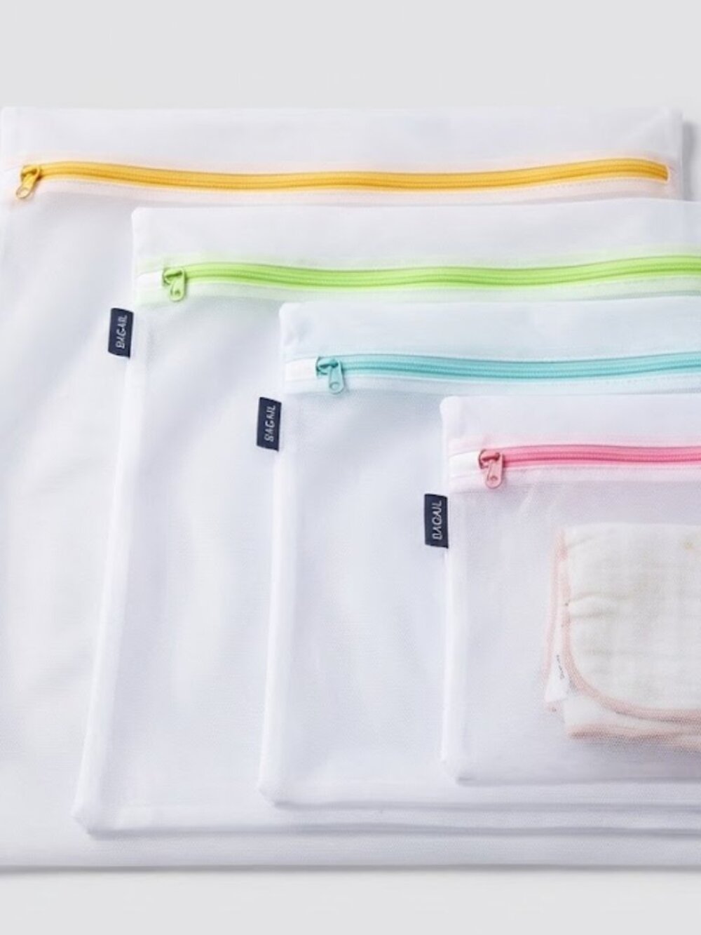 Lot of 4 BAGAIL Mesh Laundry Wash Bags Delicates Lingerie Color Coded Zippers